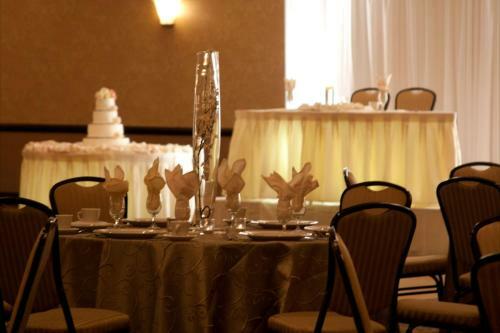 Hotel Embassy Suites By Hilton Portland Washington Square