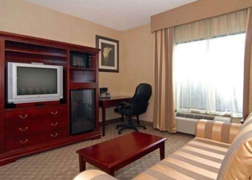 Hotel Quality Inn & Suites Bensalem