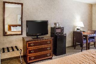 Clarion Hotel Lake Erie