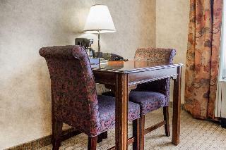 Clarion Hotel Lake Erie