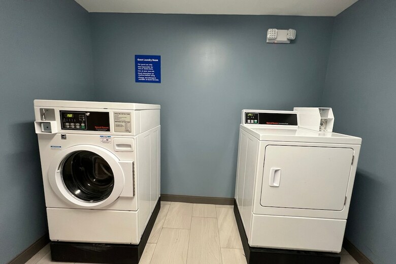 Hotel Holiday Inn Express Harrisburg Ne