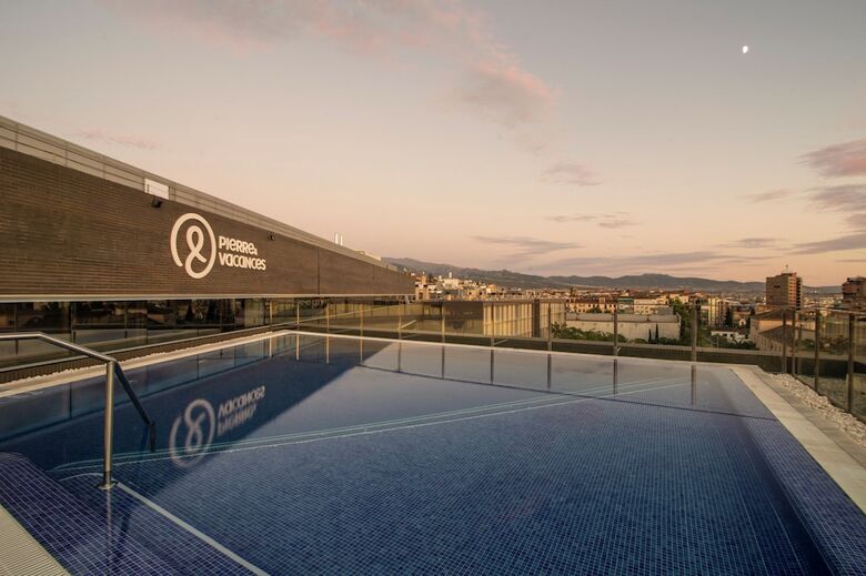 Hotel Granada By Pierre Vacances