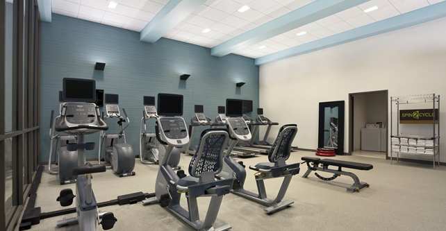 Hotel Home2 Suites By Hilton Philadelphia Convention Center