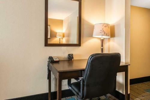 Hotel Comfort Suites Near Mcas Beaufort