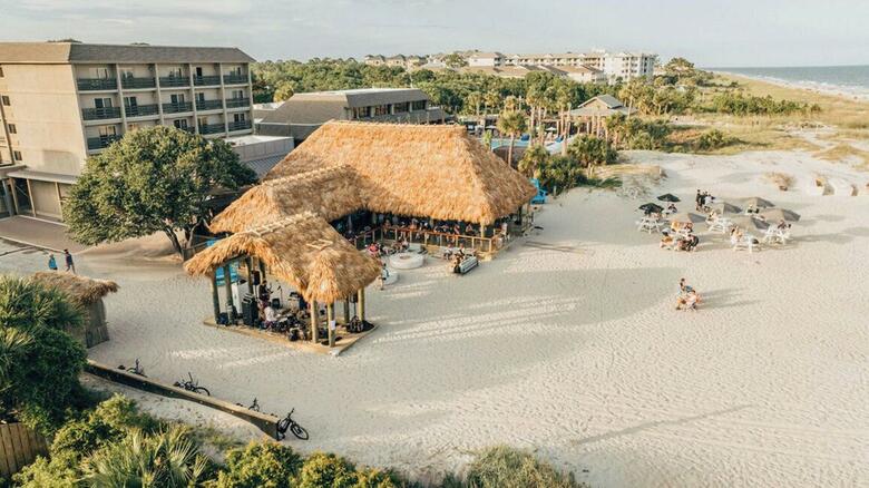 Hotel The Beach House A Holiday Inn Resort