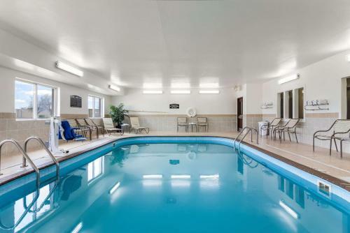 Hotel Comfort Suites - Sioux Falls