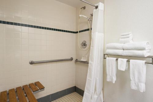 Motel Baymont Inn & Suites Crossville