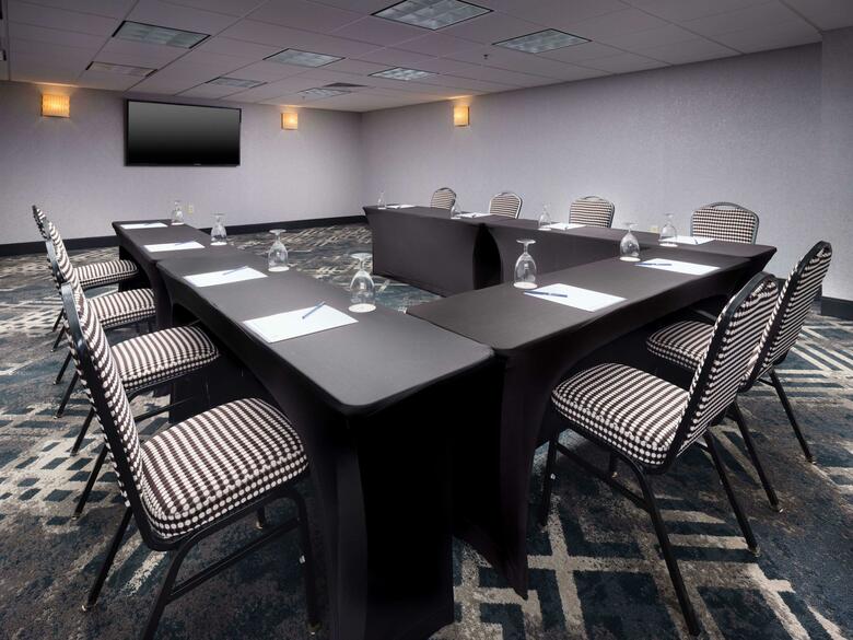 Hotel Doubletree By Hilton Chattanooga Downtown