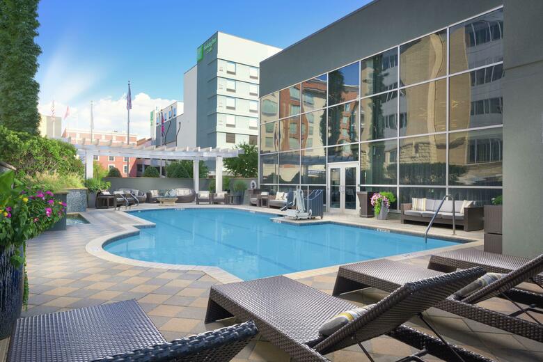 Hotel Doubletree By Hilton Chattanooga Downtown