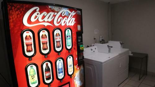 Hotel America's Best Value Inn And Suites - Jackson