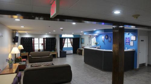 Hotel America's Best Value Inn And Suites - Jackson