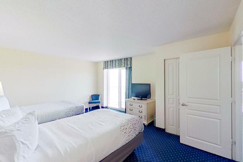 Hotel Bay Watch Resort & Conference Center