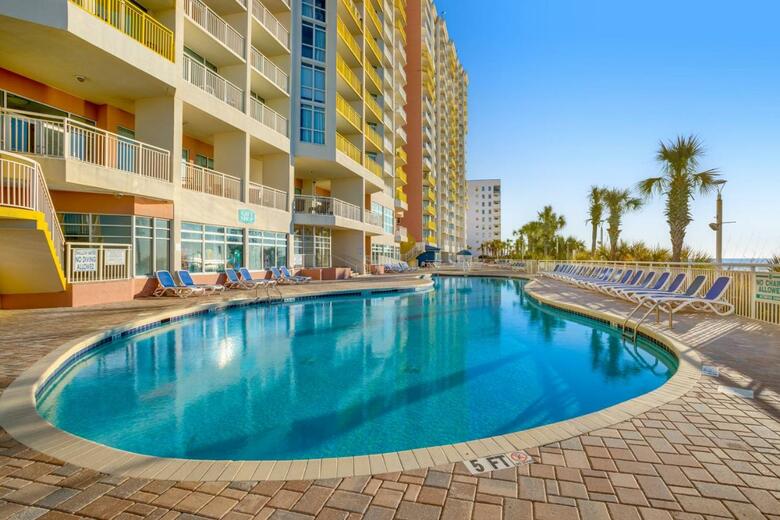 Hotel Bay Watch Resort & Conference Center