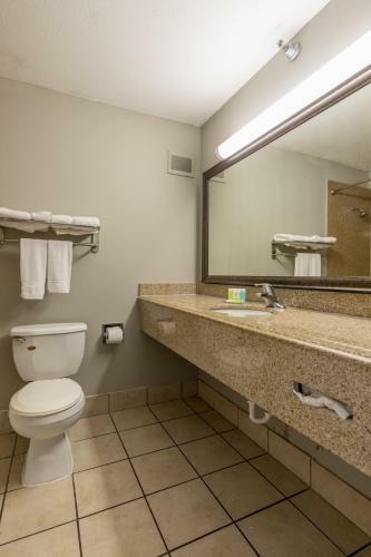 Oyo Hotel Memphis Tn I-40