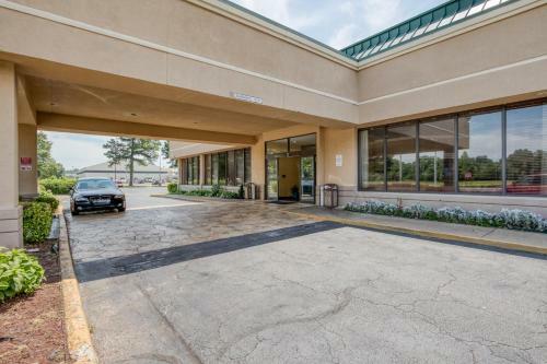 Oyo Hotel Memphis Tn I-40