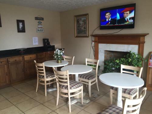 Motel Parkway Inn