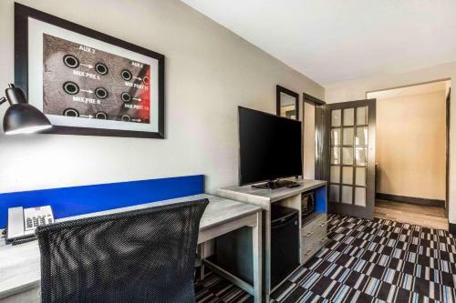 Hotel Country Hearth Inn & Suites