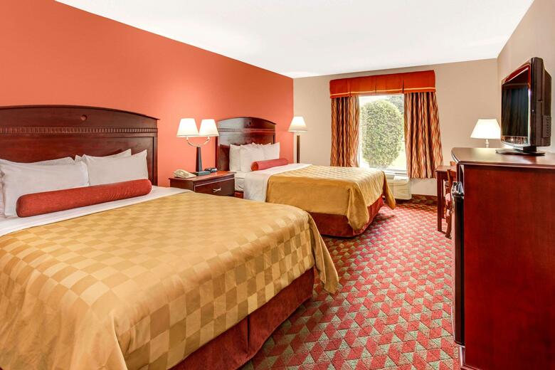 Ramada Murfreesboro Hotel