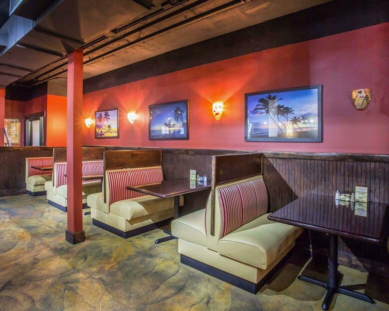 Hotel Quality Suites Nashville Airport