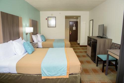 Hotel Pigeon River Inn