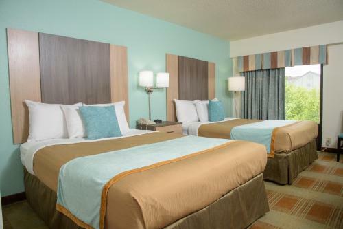 Hotel Pigeon River Inn