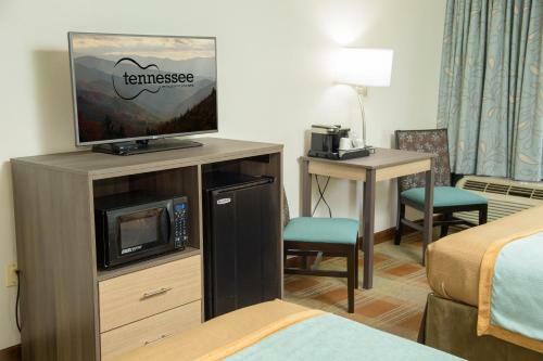 Hotel Pigeon River Inn