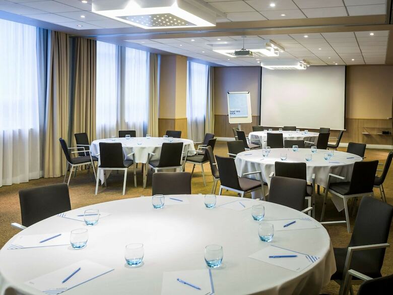 Hotel Novotel Reading Centre