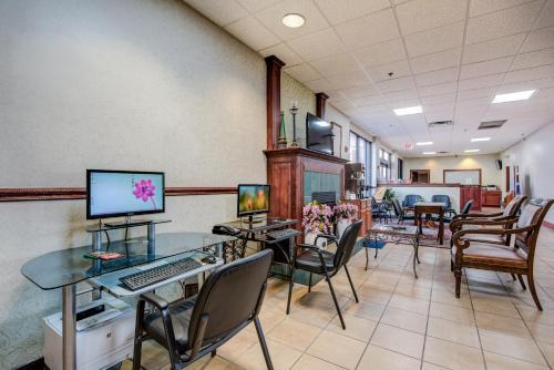 Hotel River Bend Inn - Pigeon Forge