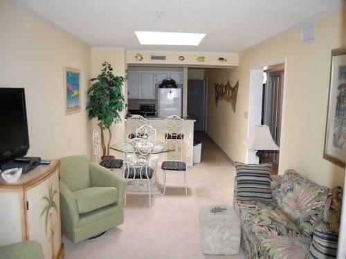 Apartamento Pelican's Landing 402 Condo