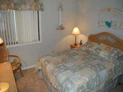 Apartamento Pelican's Landing 402 Condo