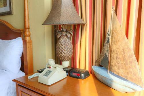 Hotel Schooner II Beach And Racquet Club