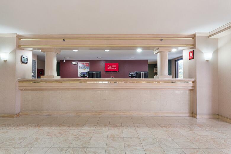 Motel Red Roof Inn & Suites Addison