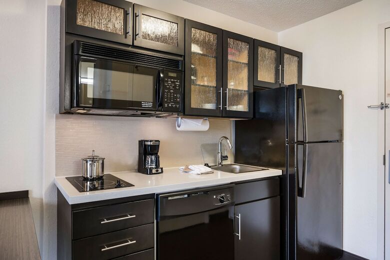 Hotel Candlewood Suites Arlington