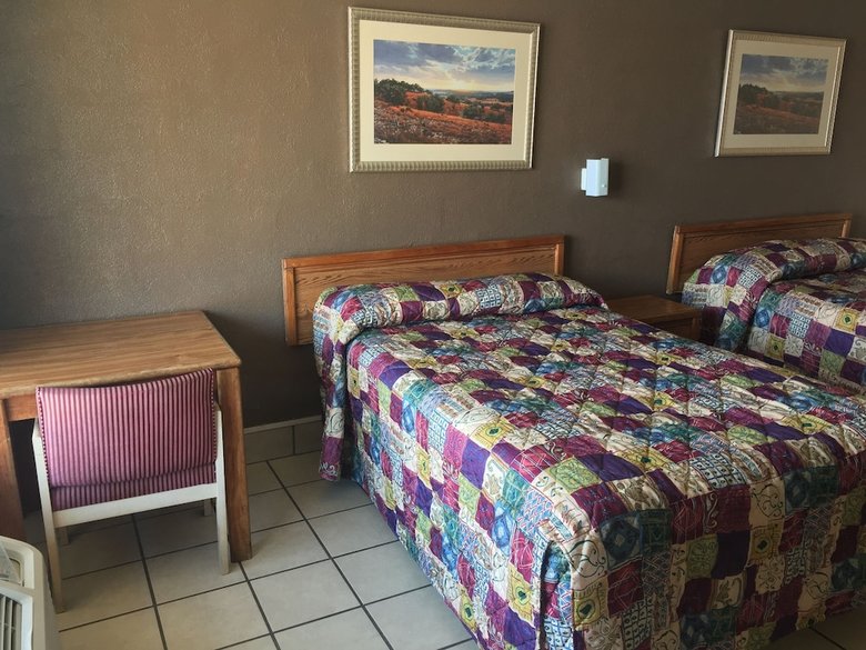 Budget Inn Motel