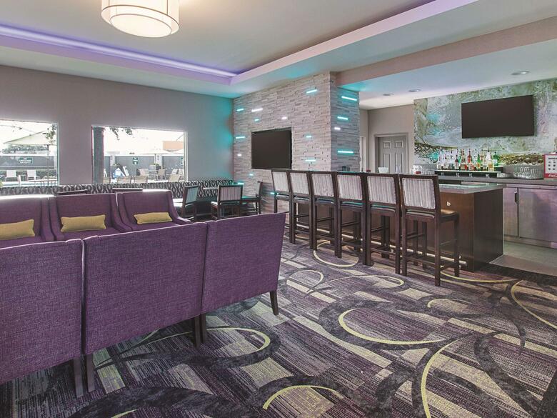 Hotel La Quinta Inn & Suites Arlington North Six Flags Drive