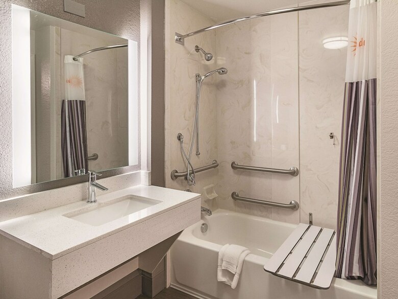 Hotel La Quinta Inn & Suites Arlington North Six Flags Drive