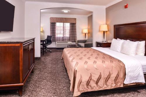 Hotel Quality Inn And Suites Beaumont