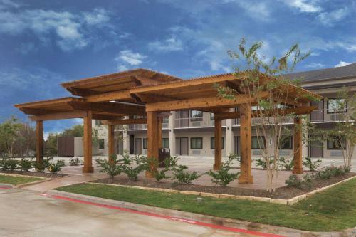 Hotel Baymont Inn & Suites Bryan College Station