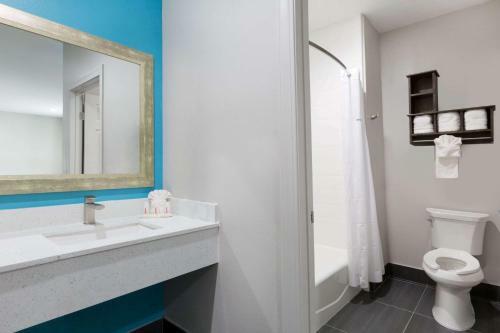 Hotel Baymont Inn & Suites Bryan College Station