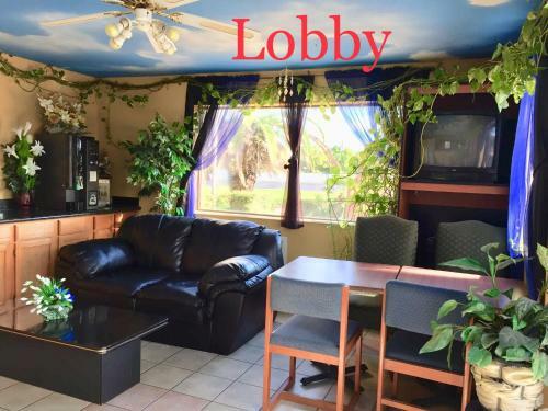 Motel Luxury Inn