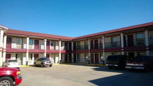 Motel Luxury Inn