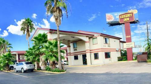Motel Luxury Inn