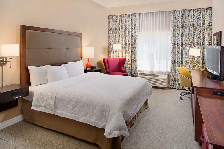 Hotel Hampton Inn & Suites Denton