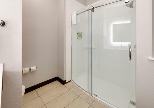 Holiday Inn Express Hotel & Suites Denton