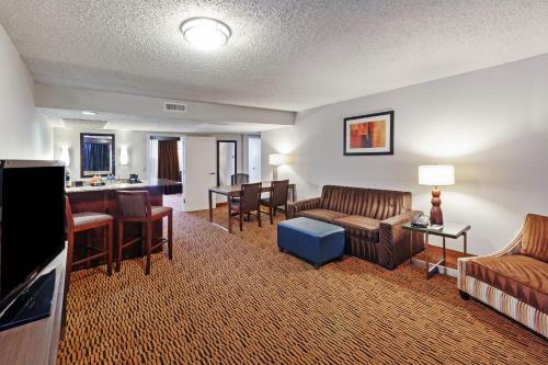 Hotel Embassy Suites Dallas - Market Center