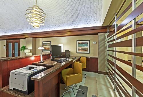 Hotel Embassy Suites Dallas - Market Center