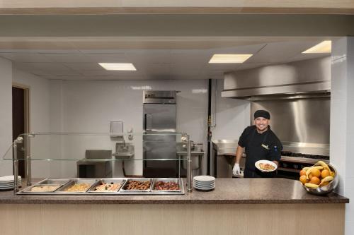 Hotel Embassy Suites Dallas - Market Center