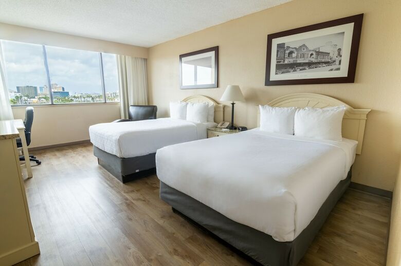 Emerald Beach Hotel