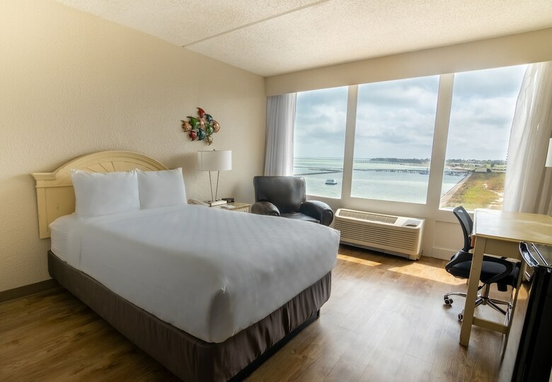 Emerald Beach Hotel