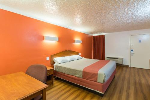 Motel 6 Fort Worth - West Freeway